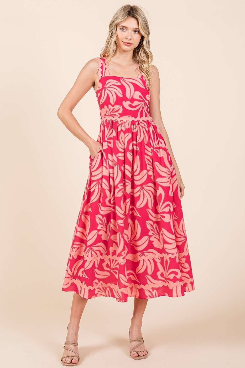 TROPICAL LEAF PRINT WAVY SLEEVELESS MIDI DRESS: FUCHSIA / M43303
