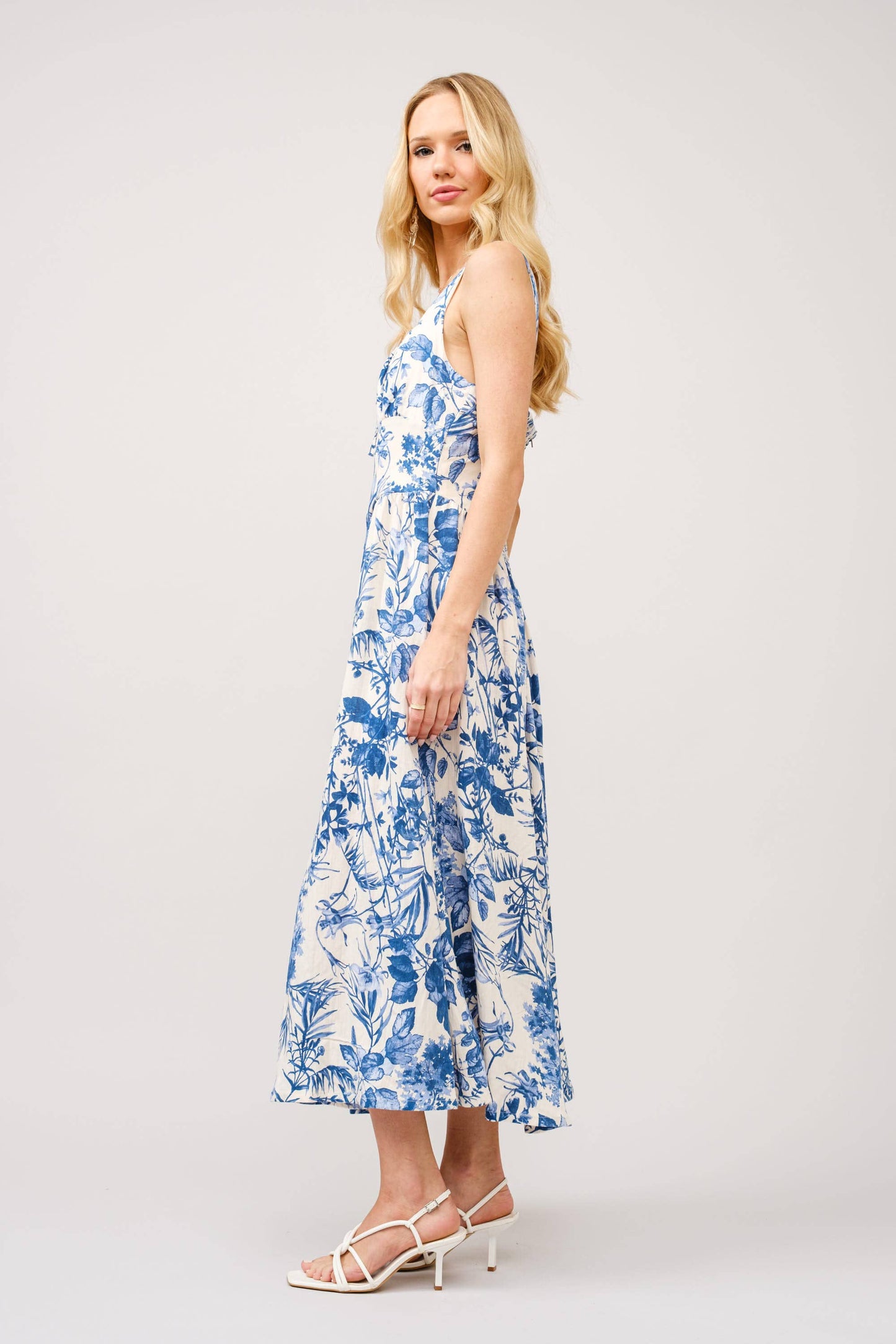 36281D - Floral Empire Gathered Maxi Dress: GARDEN BLUE