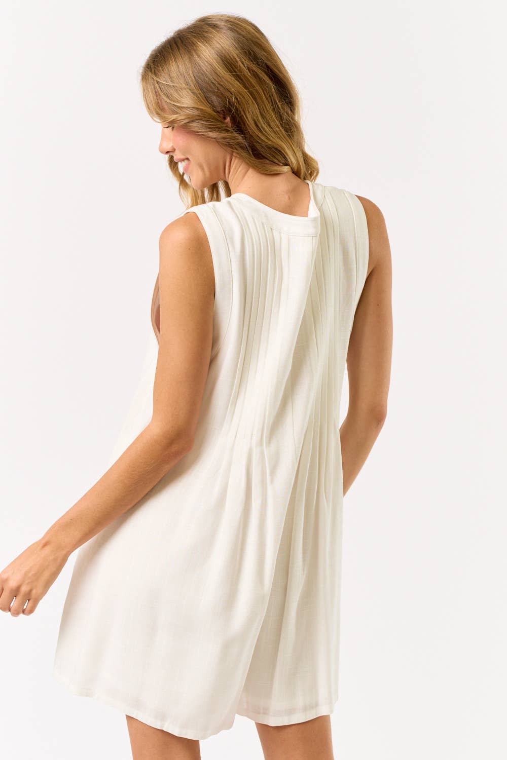 ILR5040 V-NECK FRONT TIE SLEEVELESS ROMPER: OFF WHITE / MEDIUM