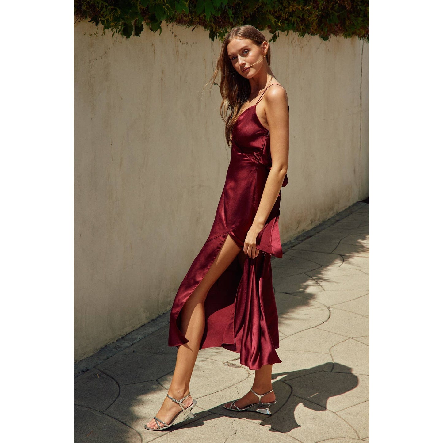 Satin Tie-Back Slit Midi Dress: SANGRIA / FD4571_1