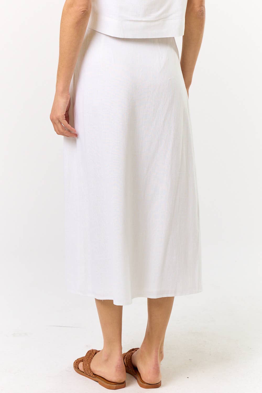 ILK4566 MIDI LENGTH WRAP SKIRT: White