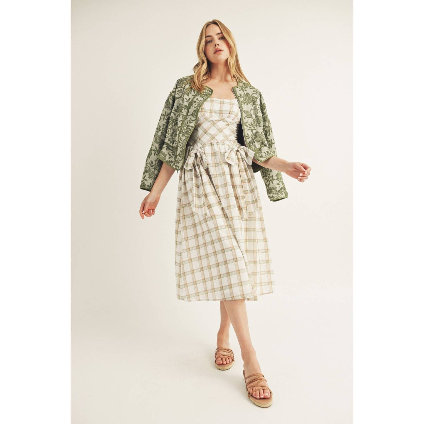 JT5545-1- FLORAL PRINT PADDED JACKET : OLIVE