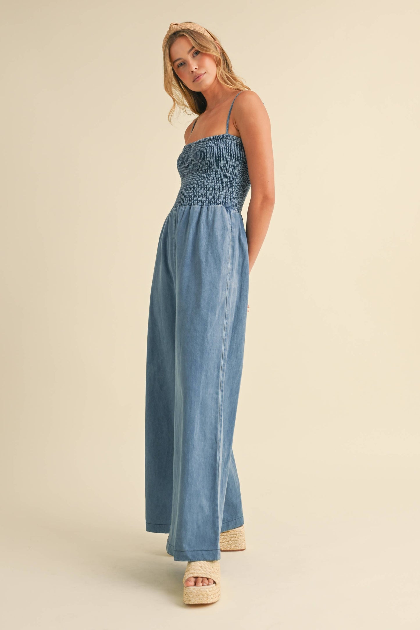 IJP3036 SMOCKED SPAGHETTI STRAP WIDE LEG JUMPSUIT : DENIM
