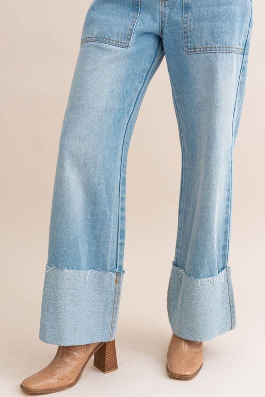 High Waisted Wide Leg Cuffed Jeans: Lt Denim / IP3143