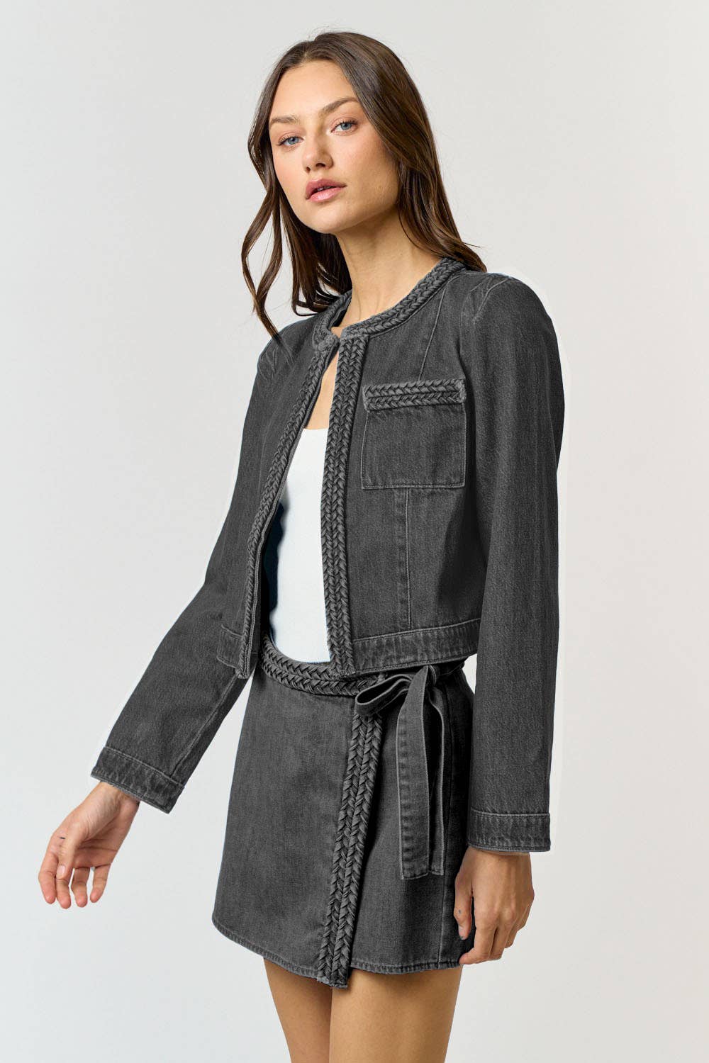 ILP4006-1 BRAIDED DENIM WAIST TIE WRAPPED SKORT: CHARCOAL