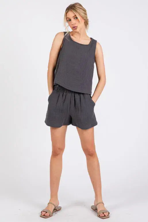 Cotton Gauze Round Neck Sleeveless Top - NT31273A: Black