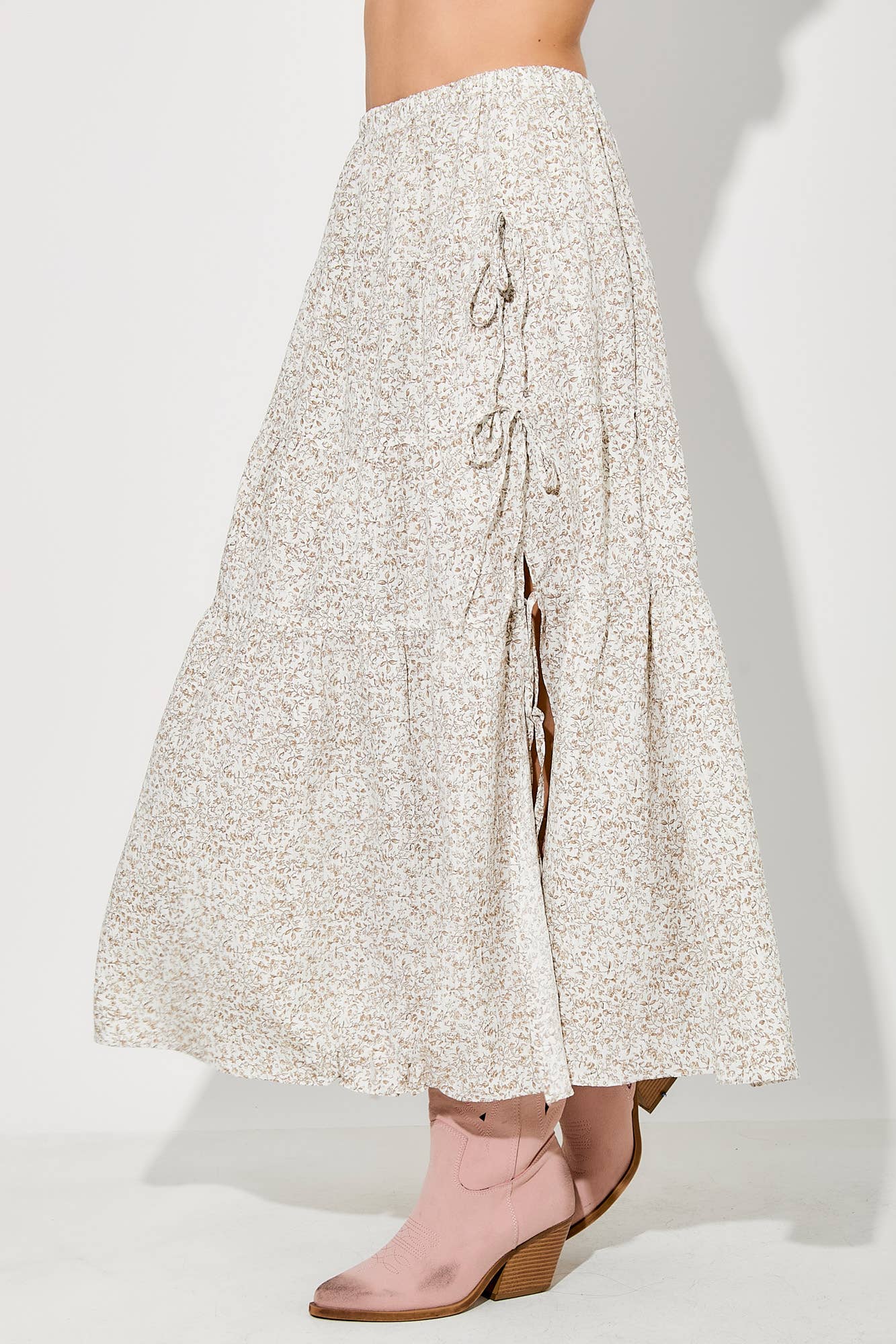 FLORAL TIERED MAXI SKIRT : BLUE BK1317
