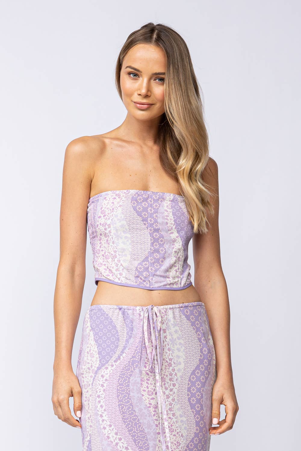 MULTI FLORAL PRINT STRAPLESS CORSET STYLE CROP TOP: SM-T10228B / My Darling Purple