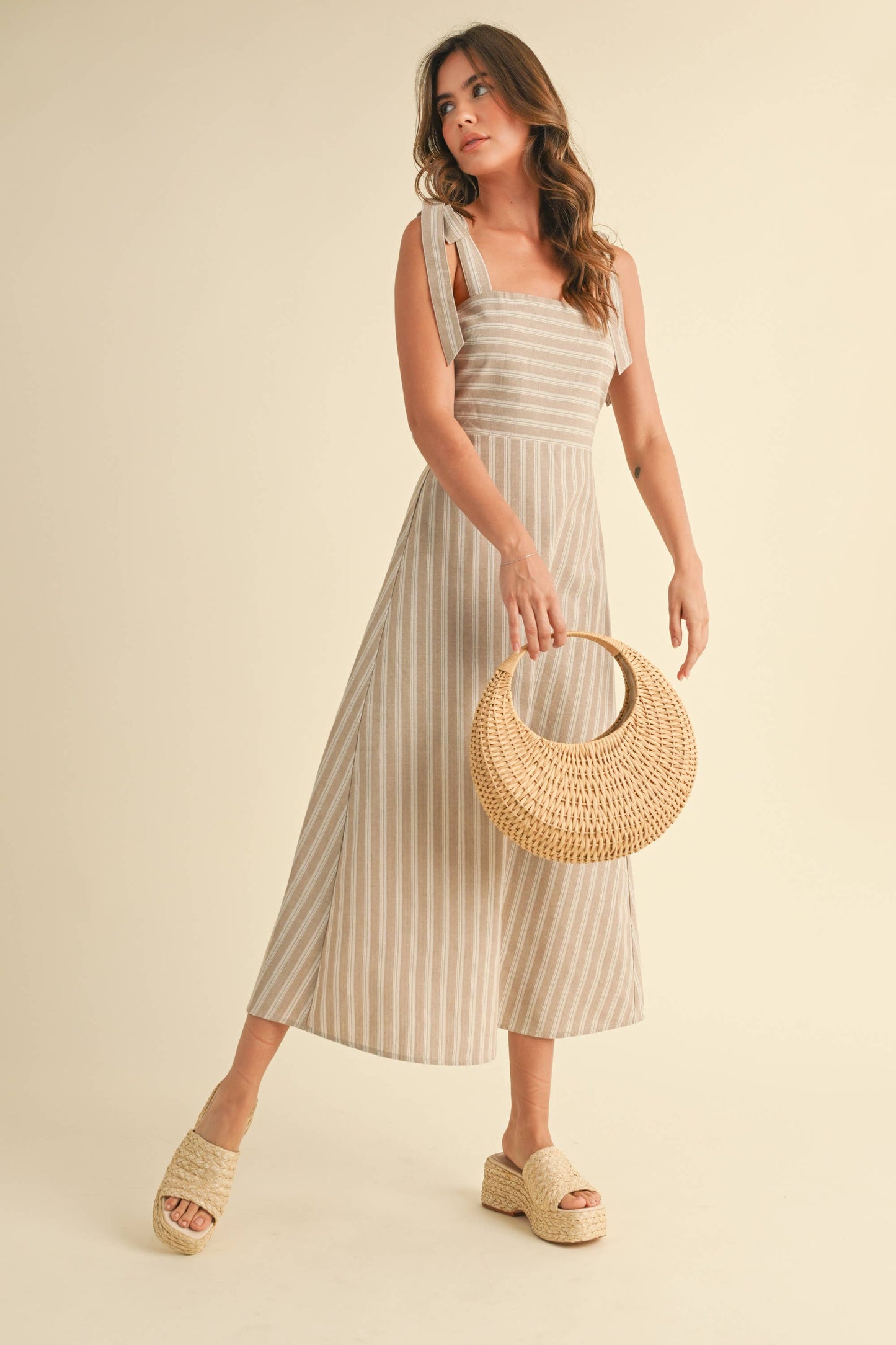 ID8900 : Beige / klesis