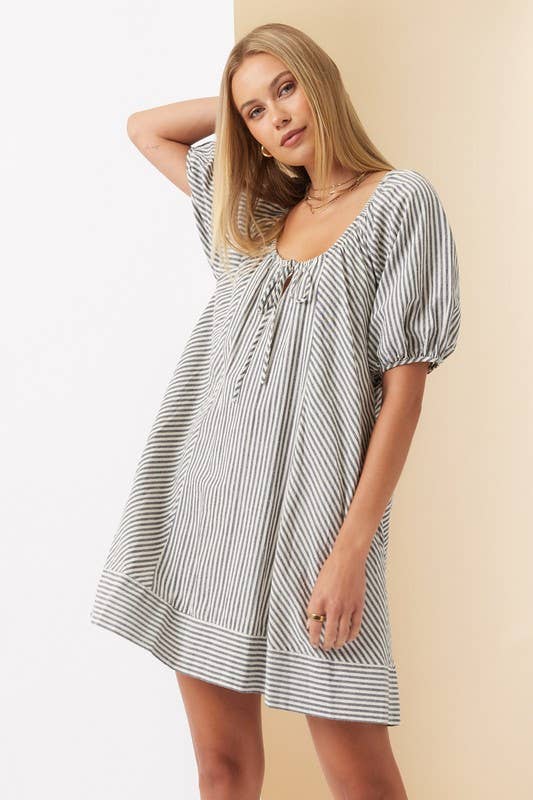 Striped Puff Sleeve Dress: Navy / IM7971