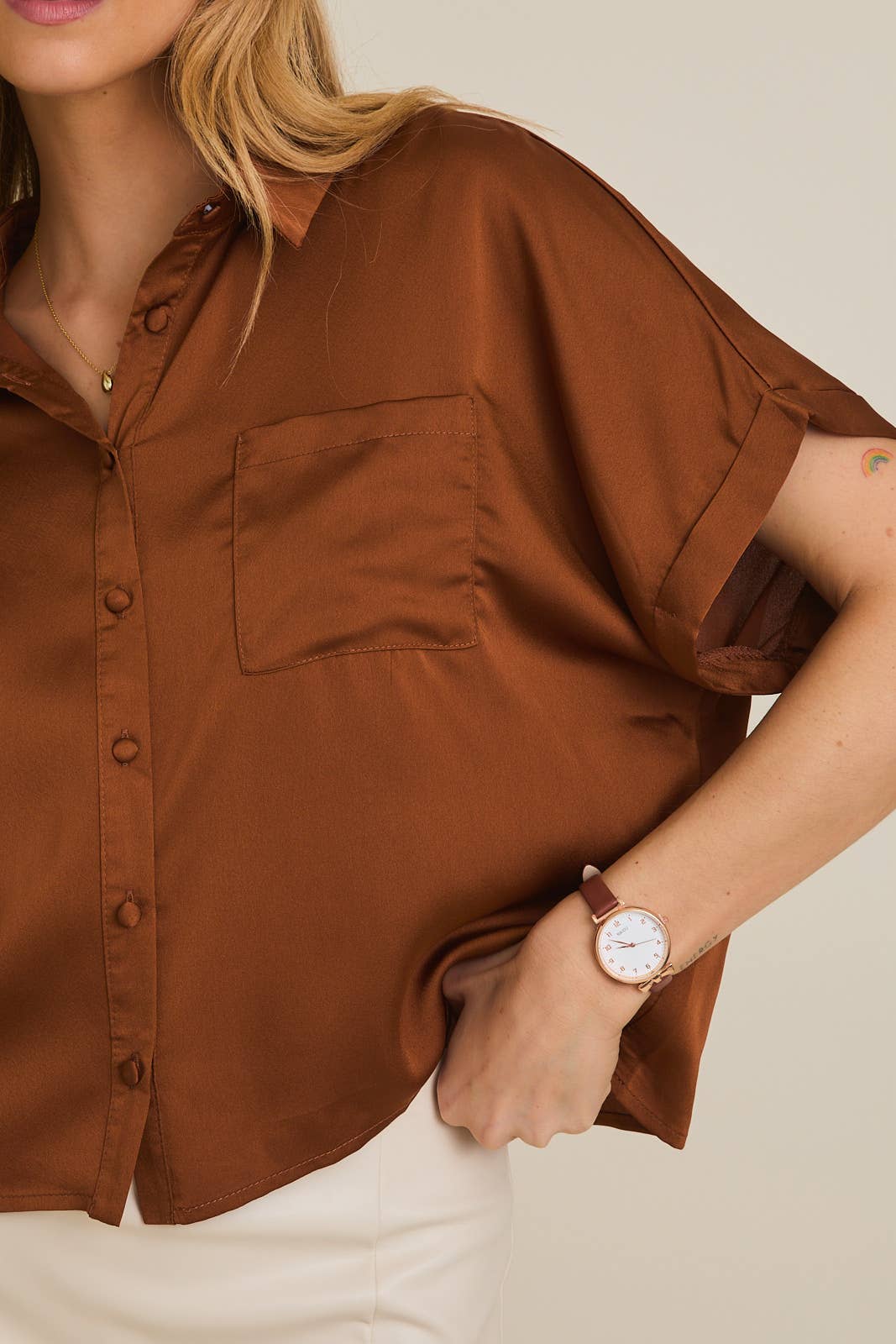 SATIN BOXY BUTTON DOWN BLOUSE: Camel / JT2060