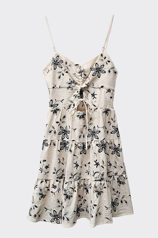 Embroidery Cut Out Mini Dress: Natural / IM8742