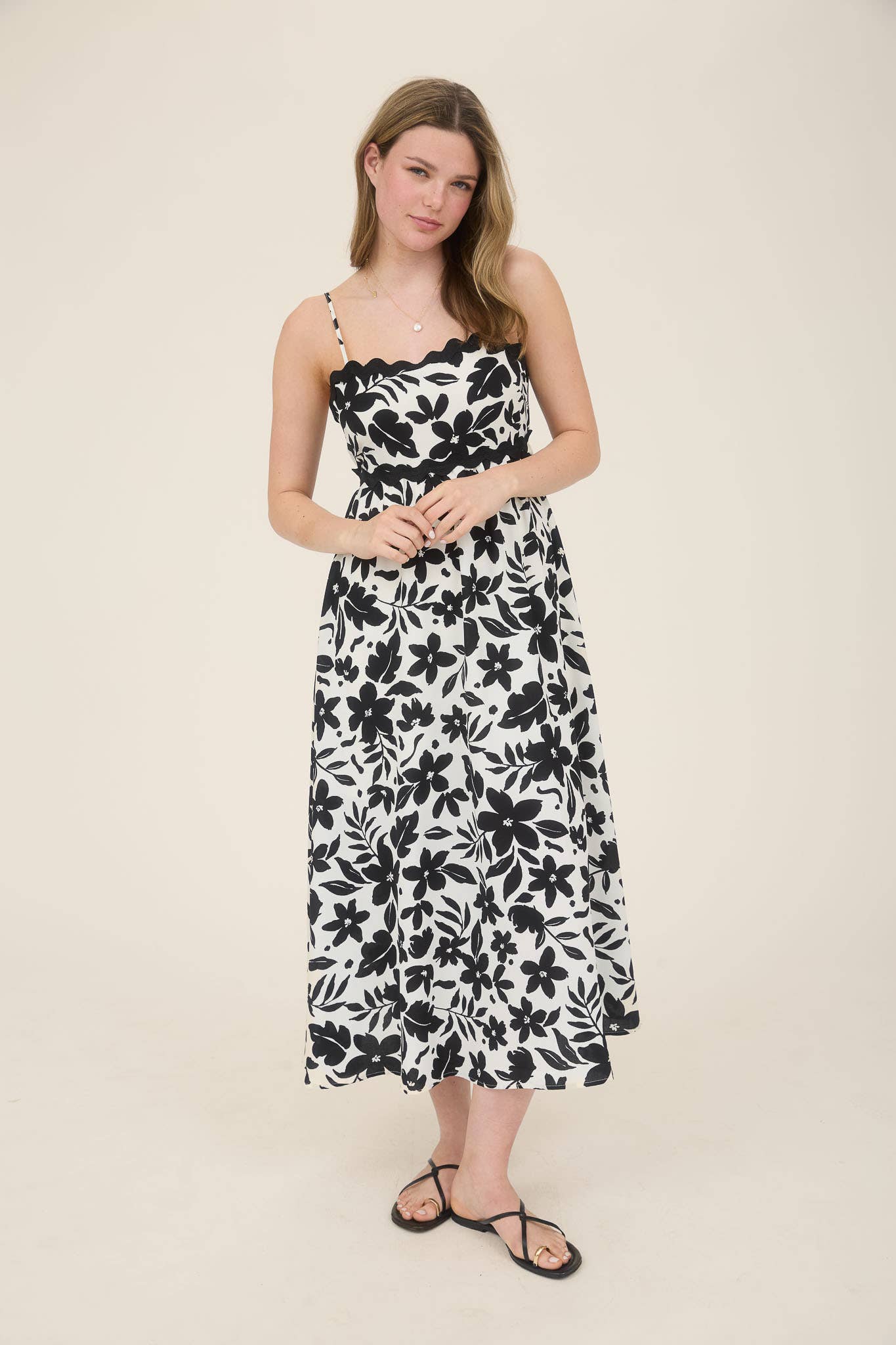FLORAL WAVY TRIM BACK TIE MIDI DRESS: CR2562 KIWI