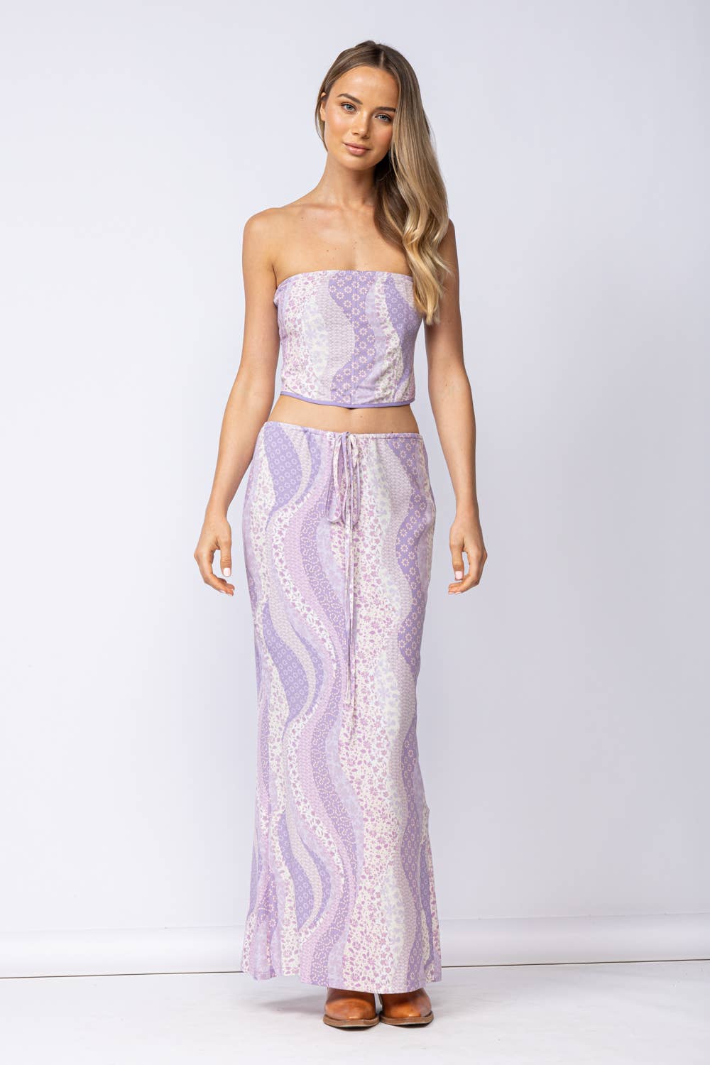MULTI FLORAL PRINT STRAPLESS CORSET STYLE CROP TOP: SM-T10228B / My Darling Purple