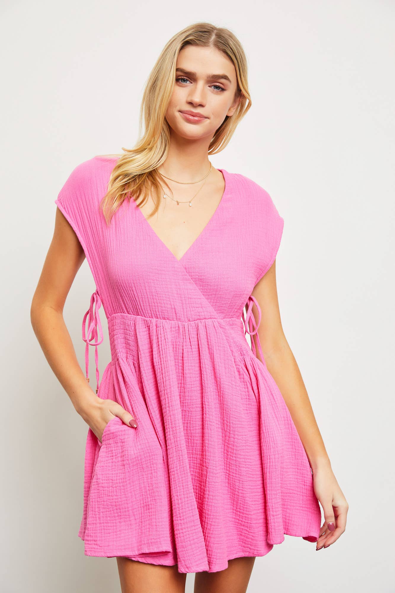 S22546 STRIPE TIE DETAIL DRESS: ALOE VERA