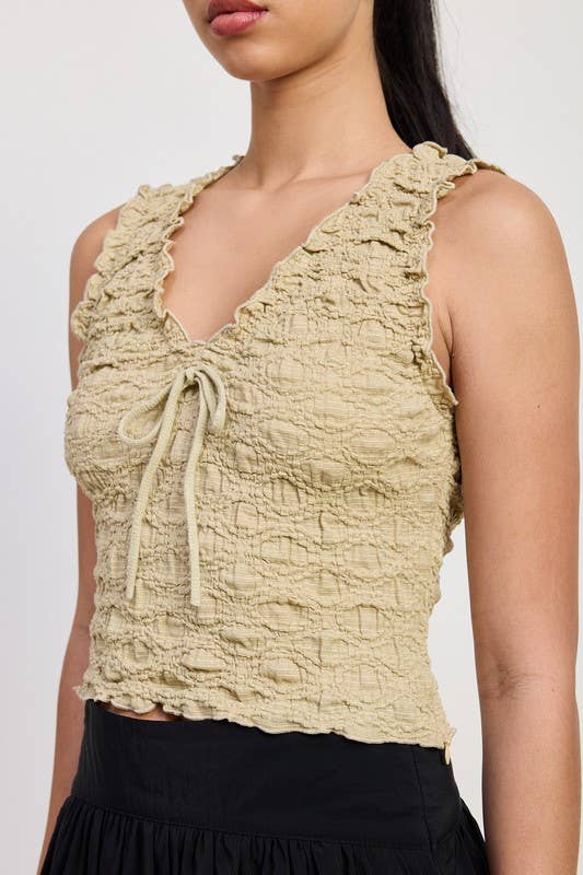 SLEEVELESS RUFFLE TOP: BLACK / IPK2054T