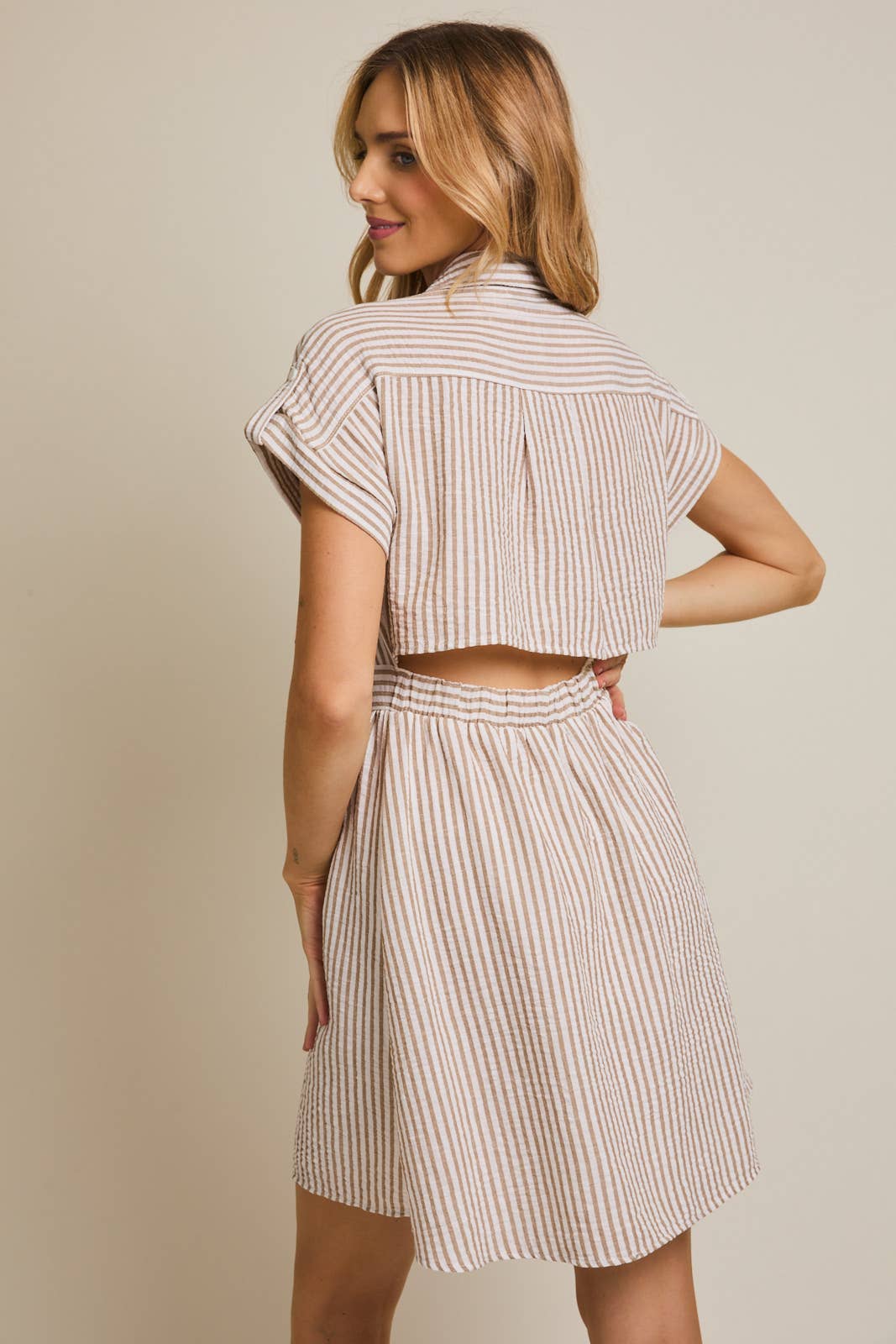 ED2386 : WHITE-TAUPE STRIPE