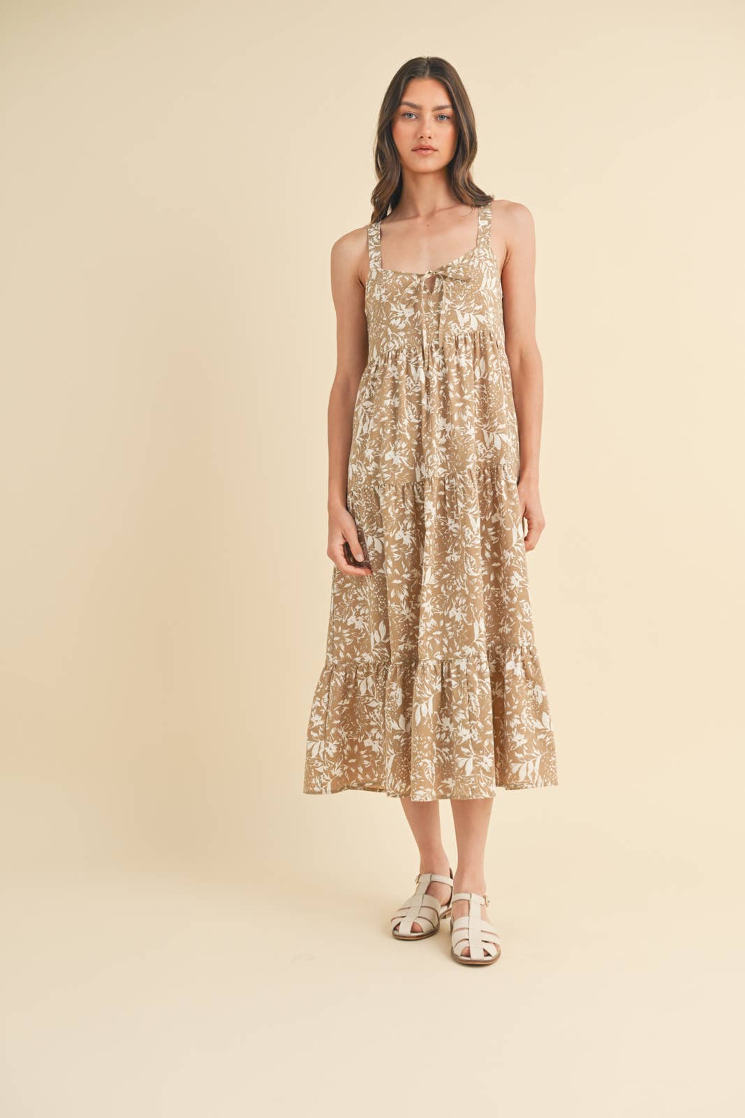 FLORAL TIERED MIDI DRESS WITH SELF FRONT TIE / WL24-9472: CAMEL