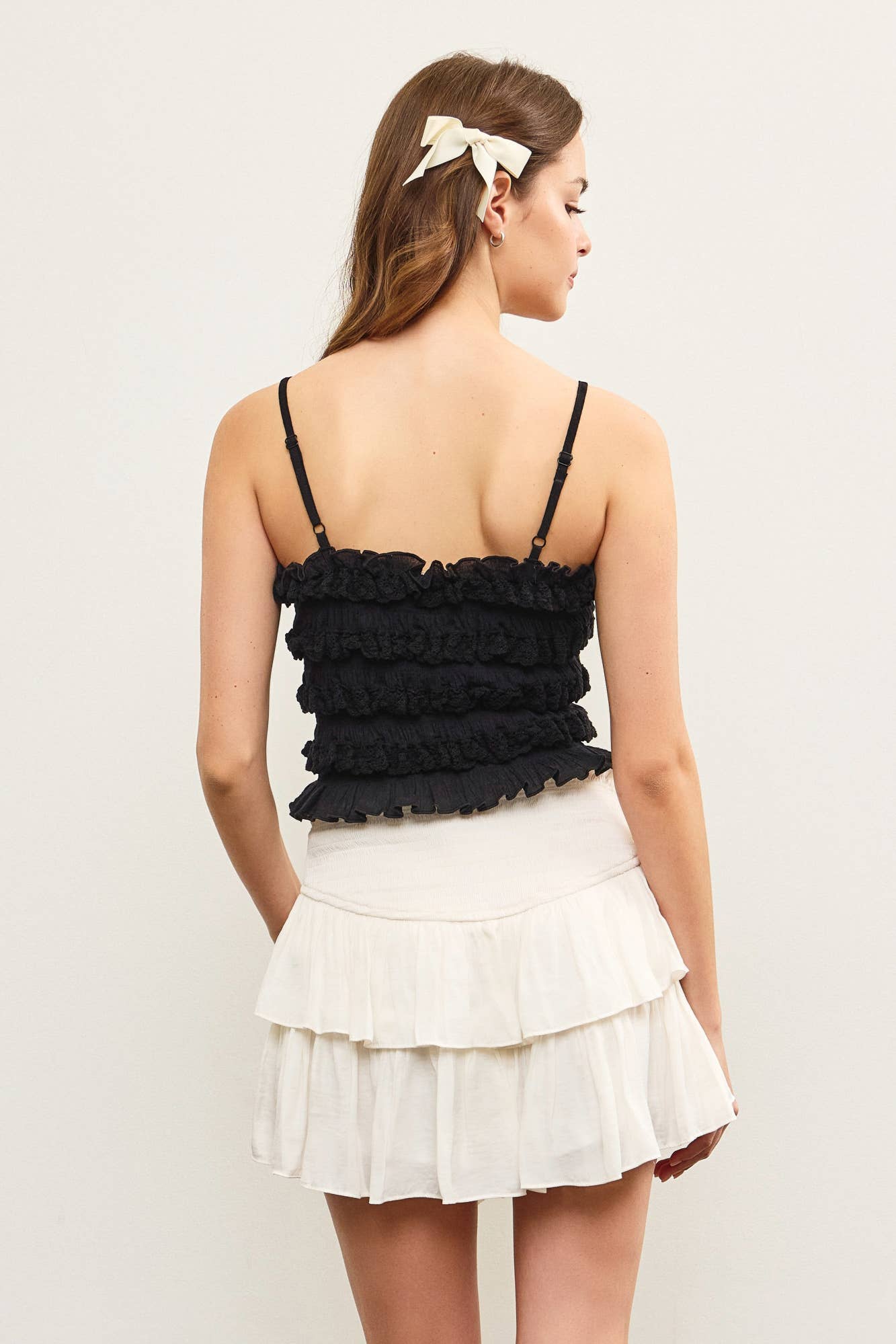 EYELET LACE RUFFLED CAMI TOP : SNOW WHITE / S24647