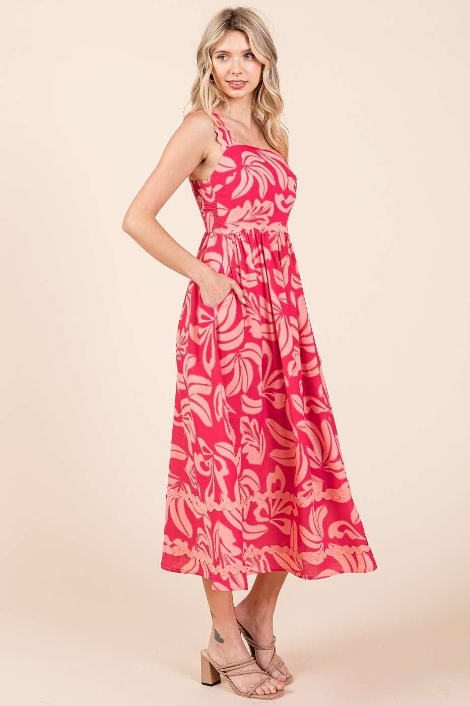 TROPICAL LEAF PRINT WAVY SLEEVELESS MIDI DRESS: FUCHSIA / M43303