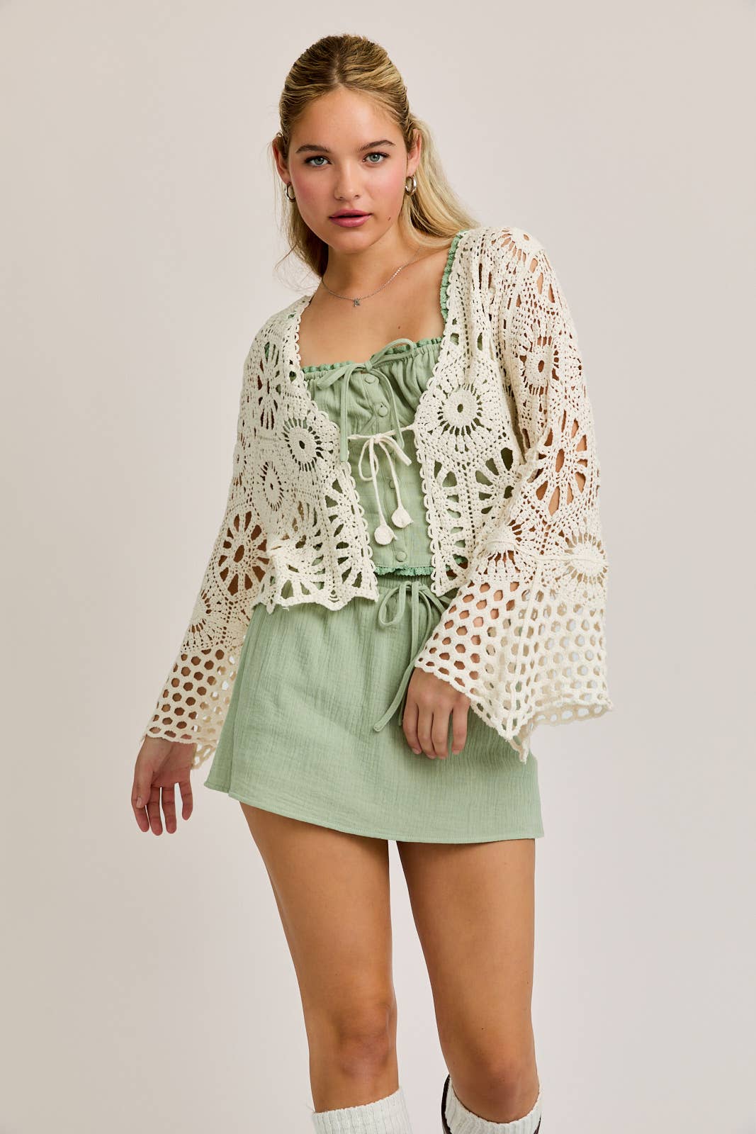 LONG SLEEVE CROCHET FRONT TIE OPEN TOP: CREAM / LWT0099
