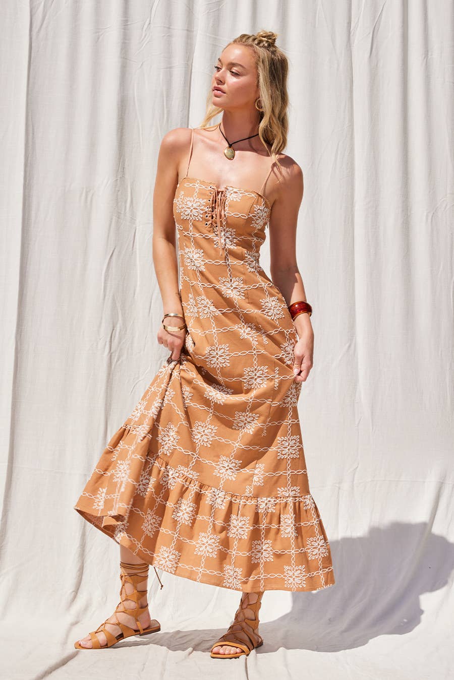 Embroidery Linen Maxi Dress : CAMEL / IM8710