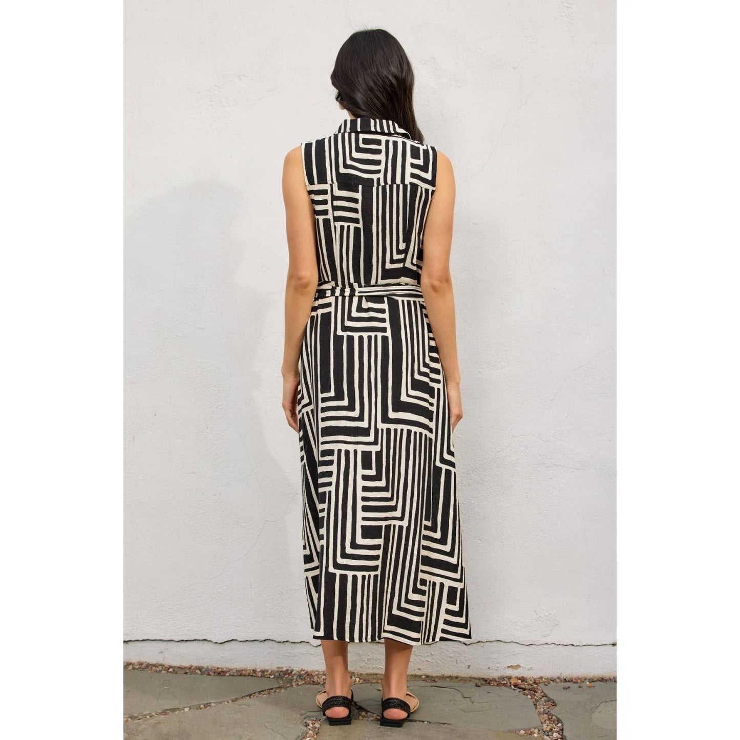 Runaway Sleeveless Shirt Dress: BLACK/CREAM / FD12430-P2063_2