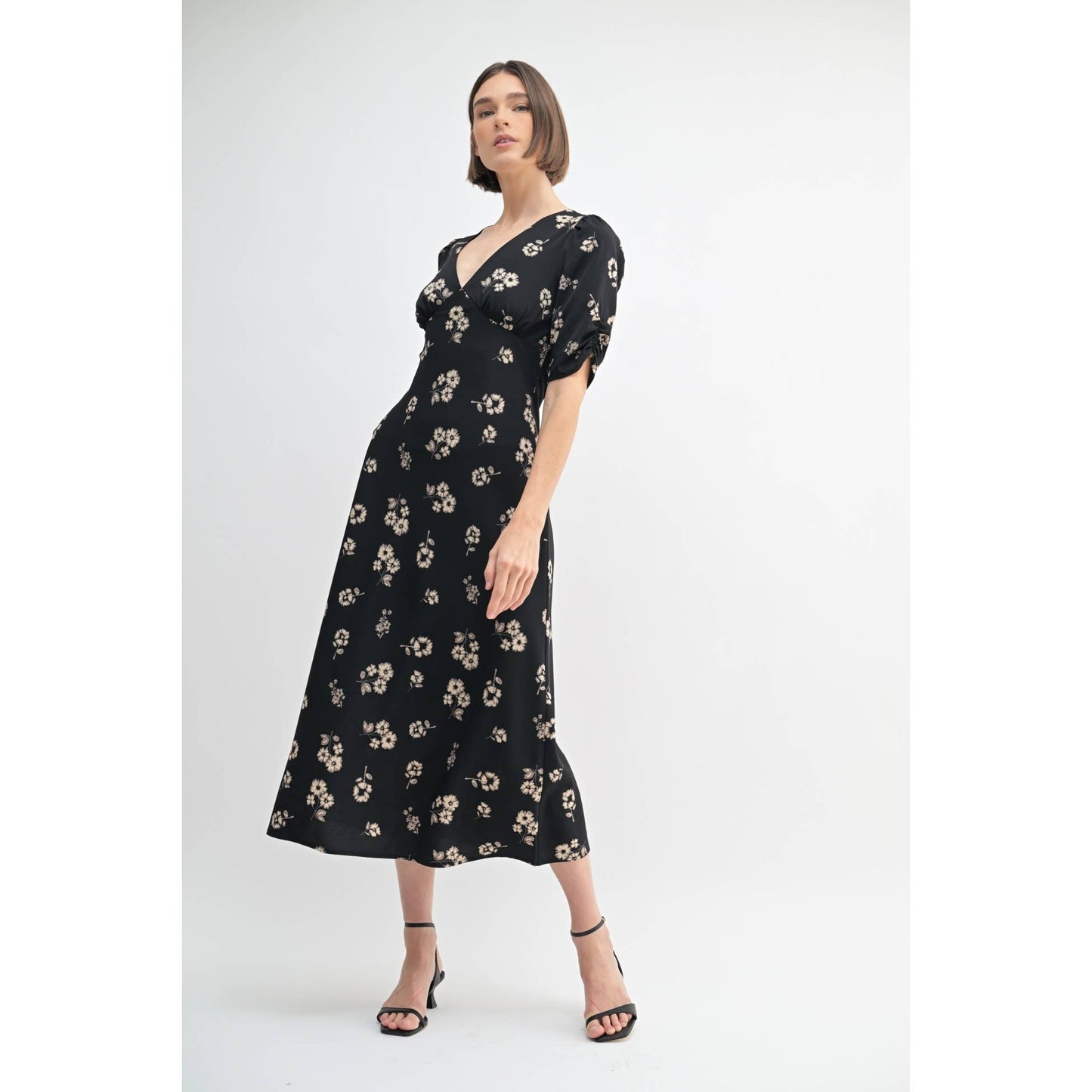 FLOWER PRINT V NECK MIDI DRESS: Black / FD68112_1