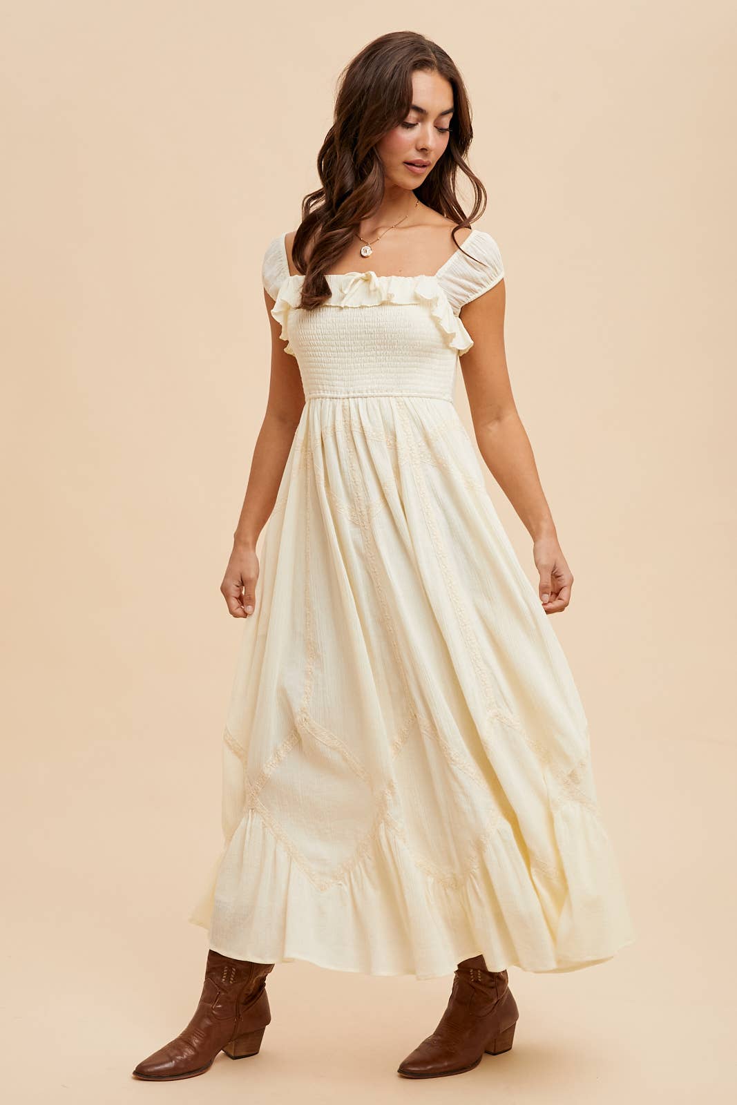 SMOCKED MAXI WITH LACE TRIM DETAIL: SAGE / ILD6126