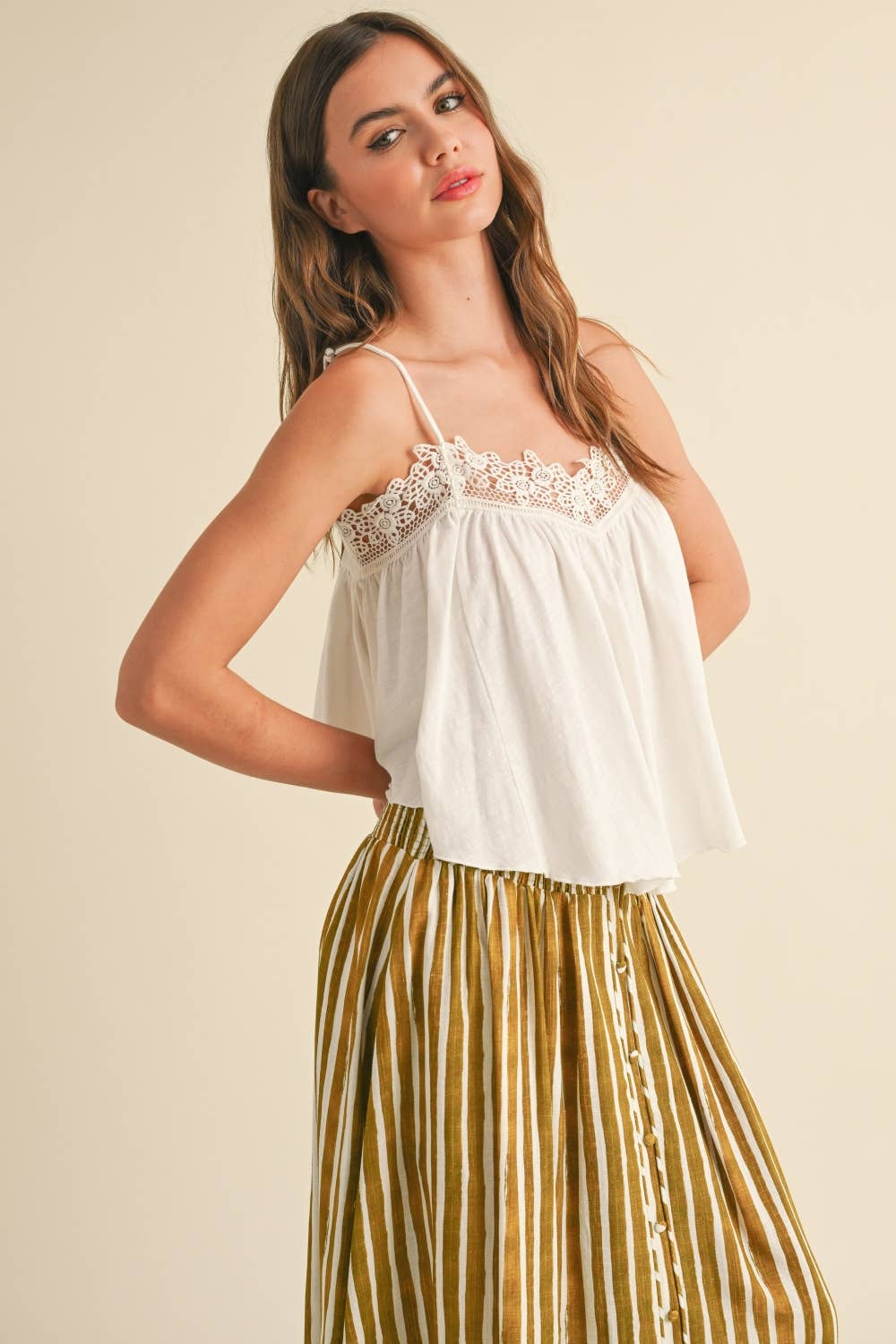 T4101 CROCHET CONTRASTED TANK TOP: CHARCOAL