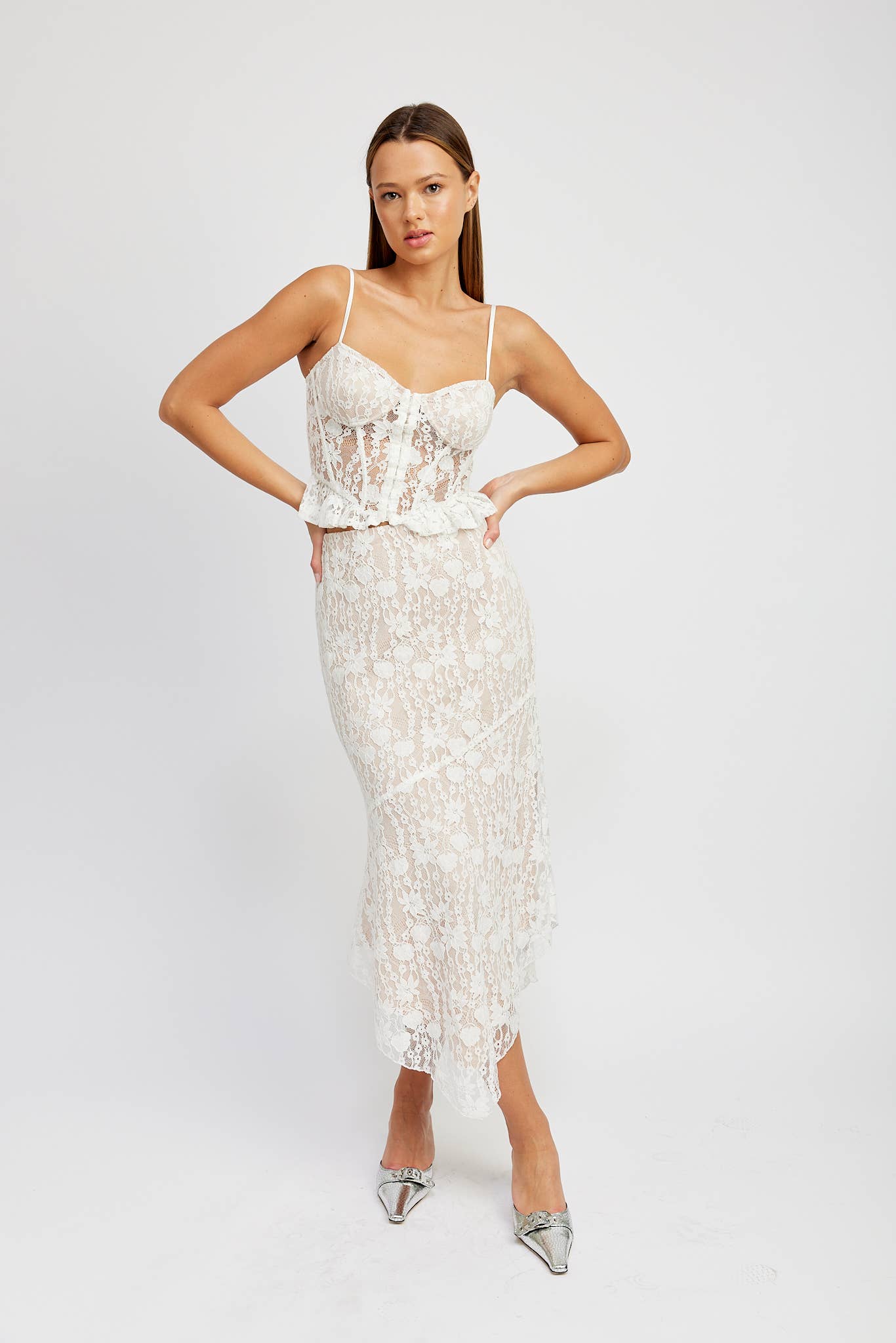 IMJ9768T LACE CORSET TOP WITH RUFFLE: OFF WHITE
