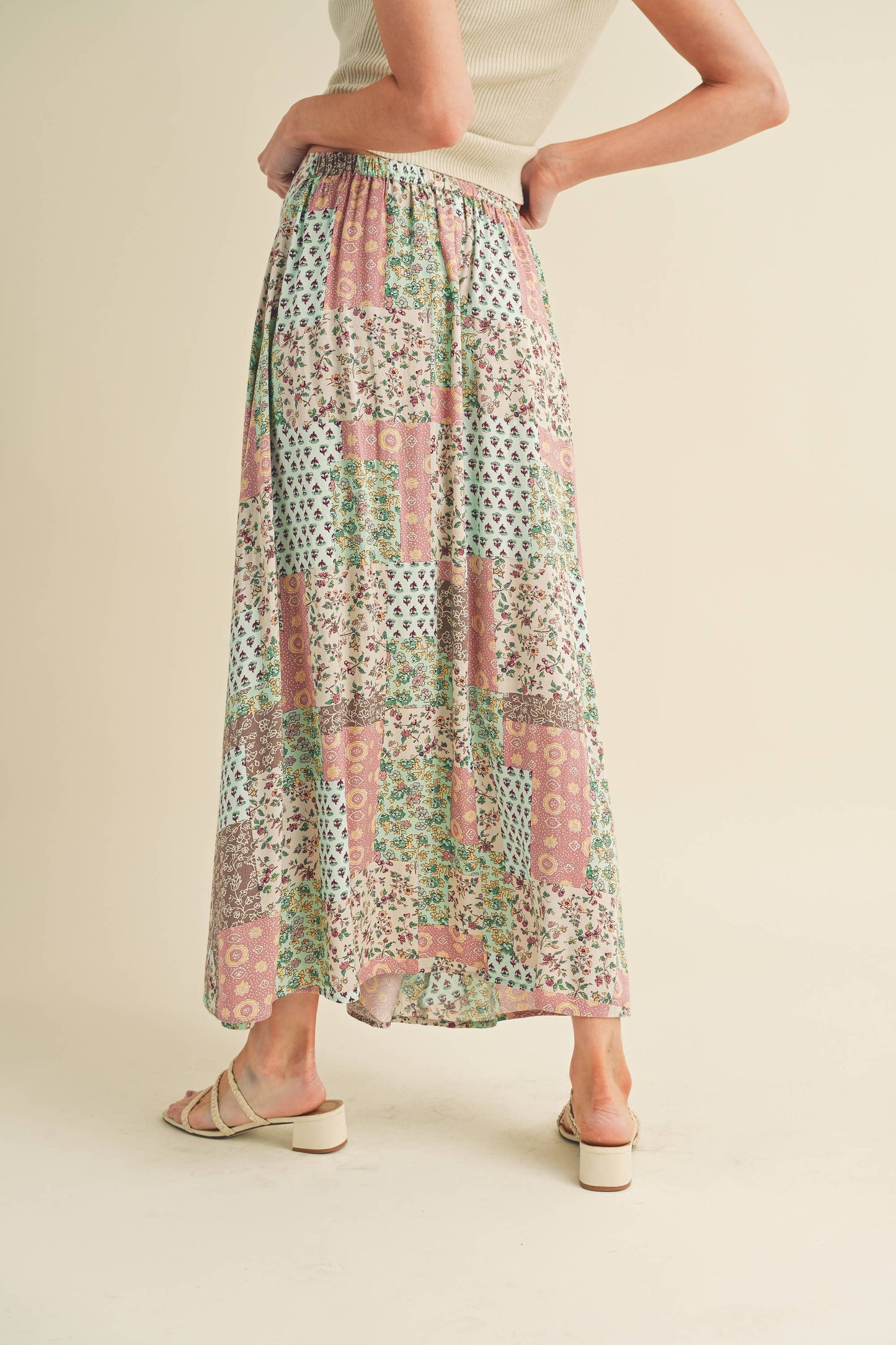 773DN-C6 Bradyn Patchwork Print Skirt / Mint/Pink