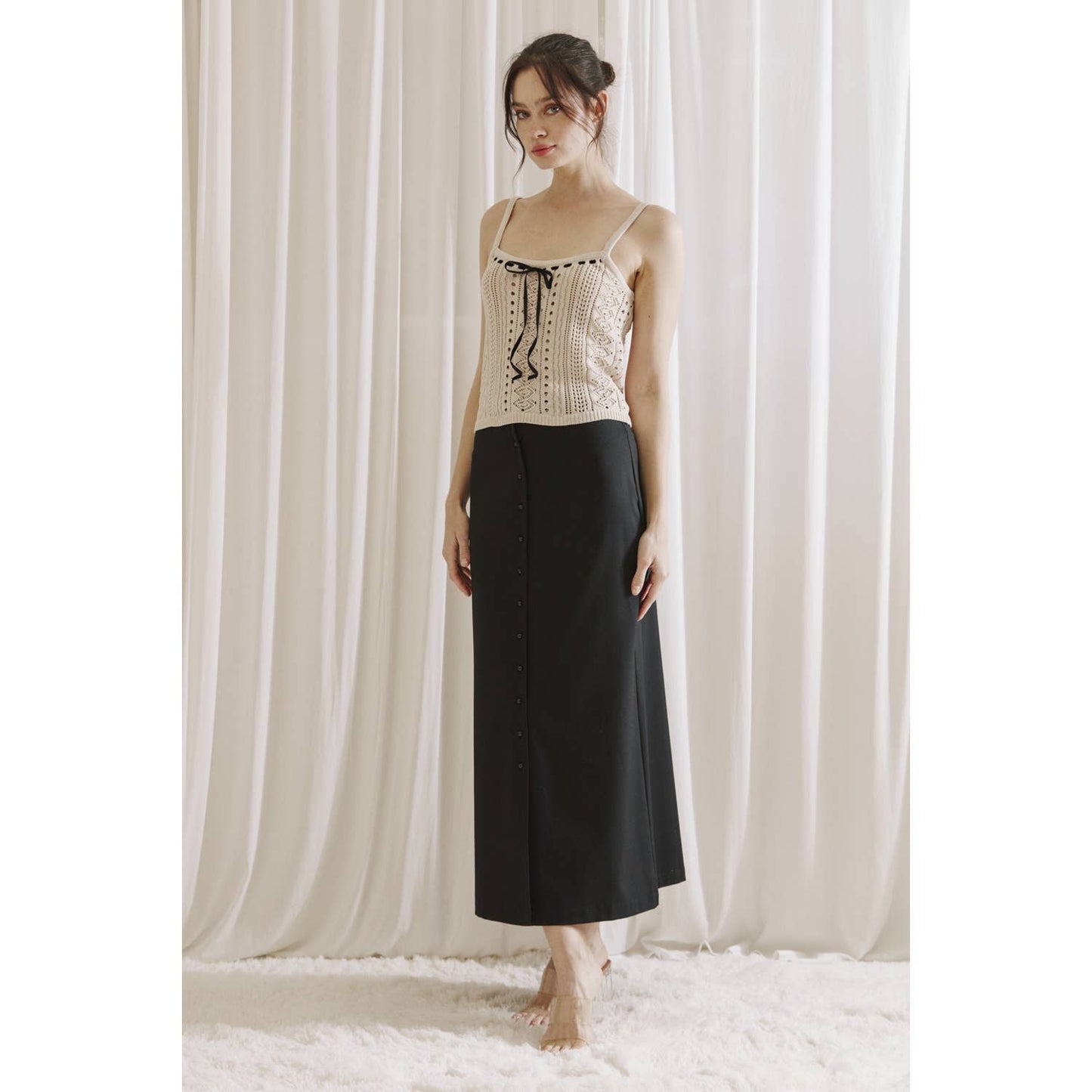 JT5156- MONOCHROMATIC KNIT RIBBON BOW CAMI: WHITE BLACK