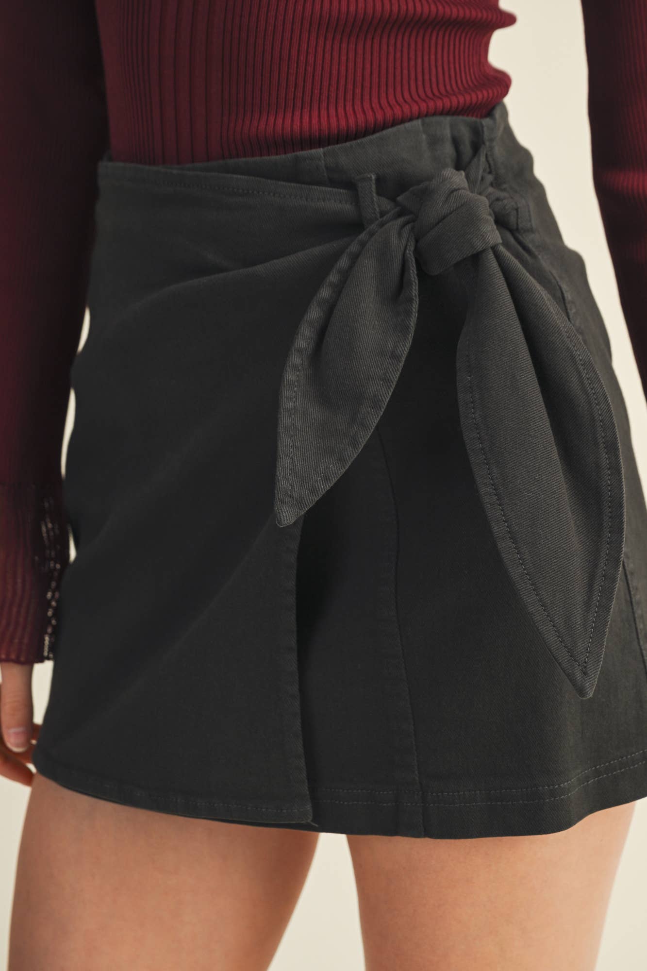 TIE FRONT MINI SKIRT: TEA SATIN / DS0930