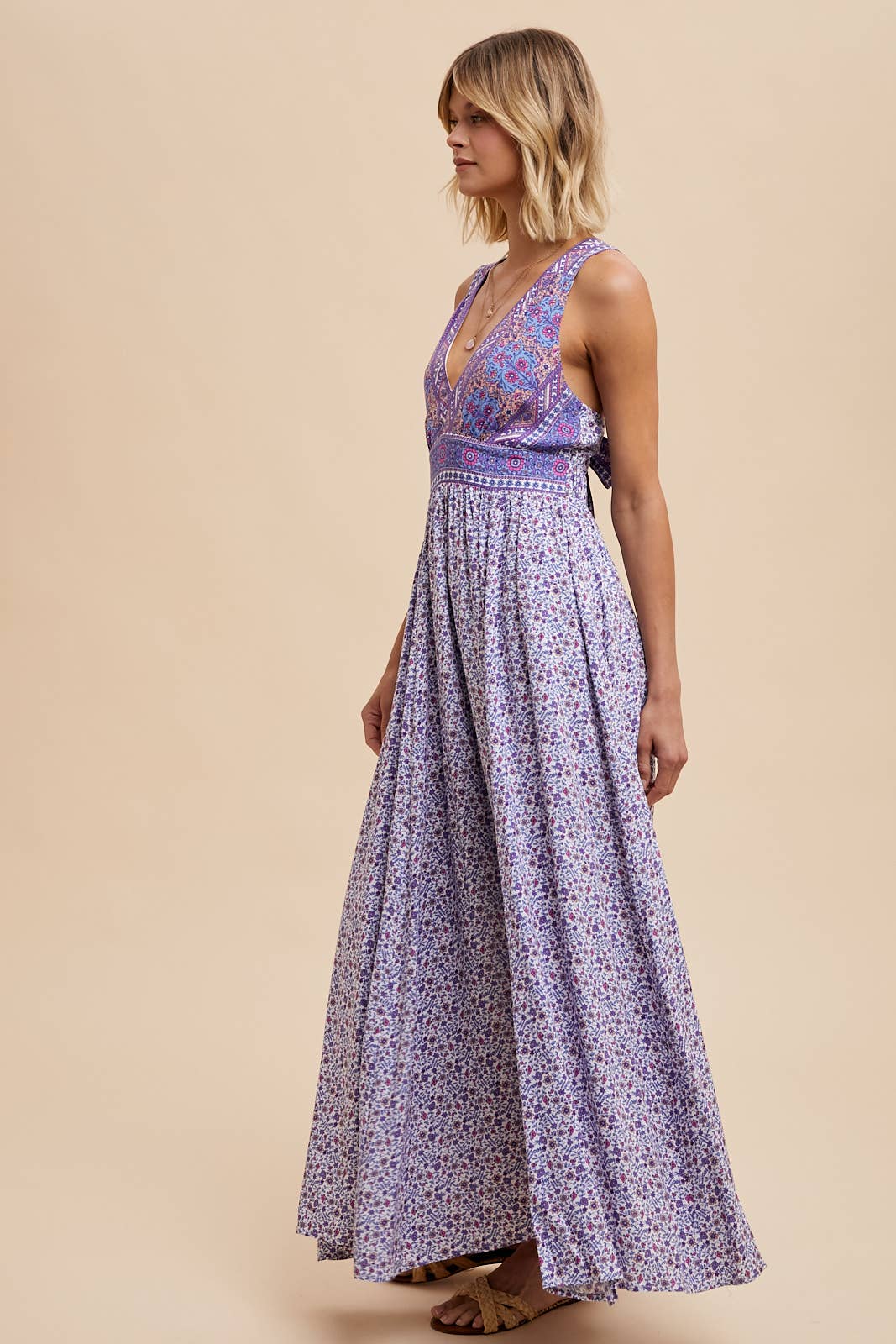 BORDER PRINT SLEEVELESS MAXI DRESS: DUSTY INDIGO / ILD5702