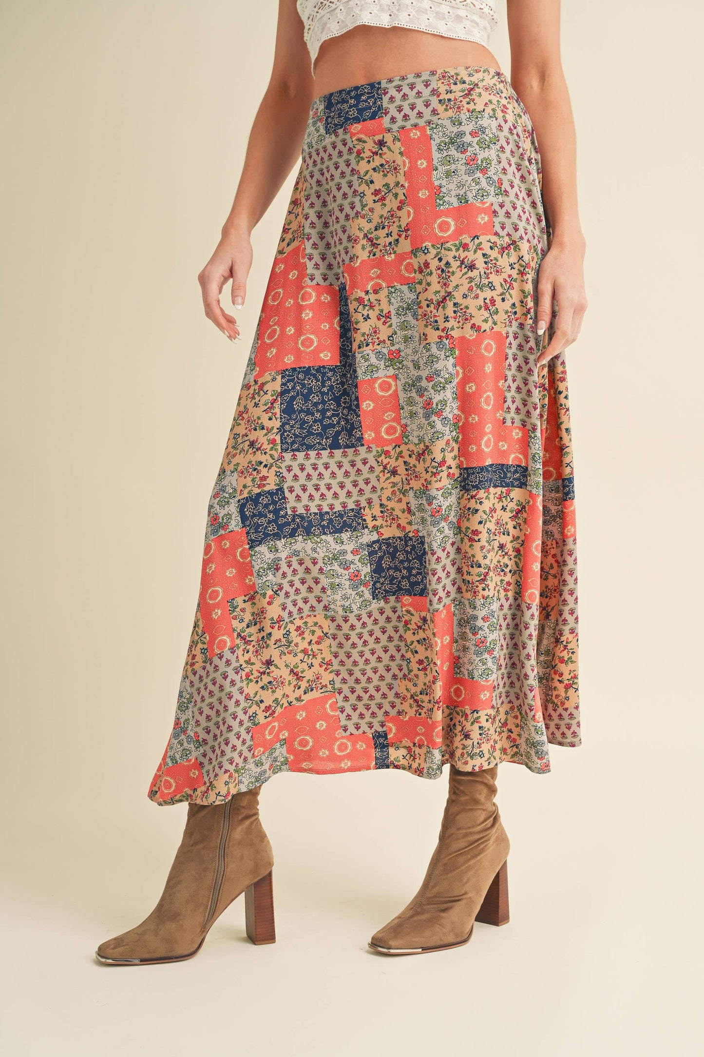 773DN-C6 Bradyn Patchwork Print Skirt / Mint/Pink