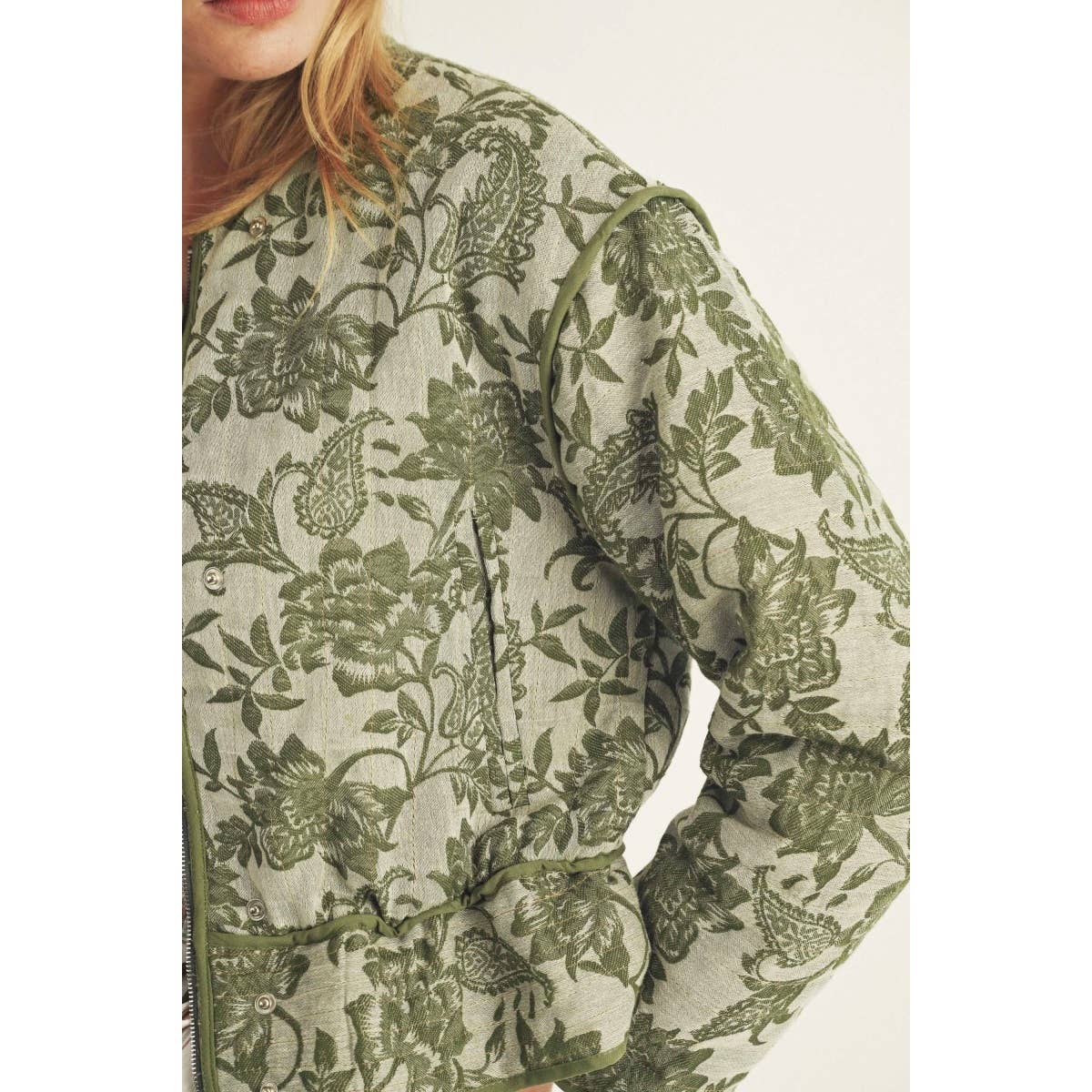 JT5545-1- FLORAL PRINT PADDED JACKET : OLIVE