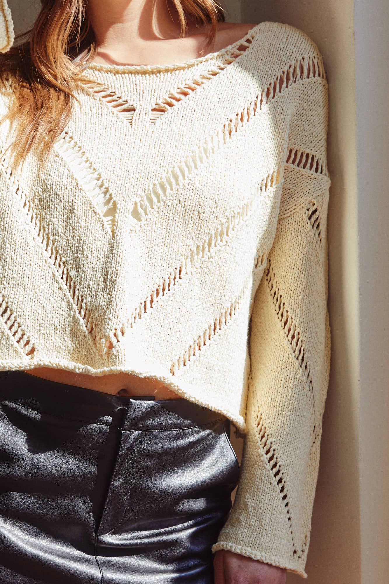 DISTRESSED CUT-OFF KNIT TOP: NATURAL S22473-RE
