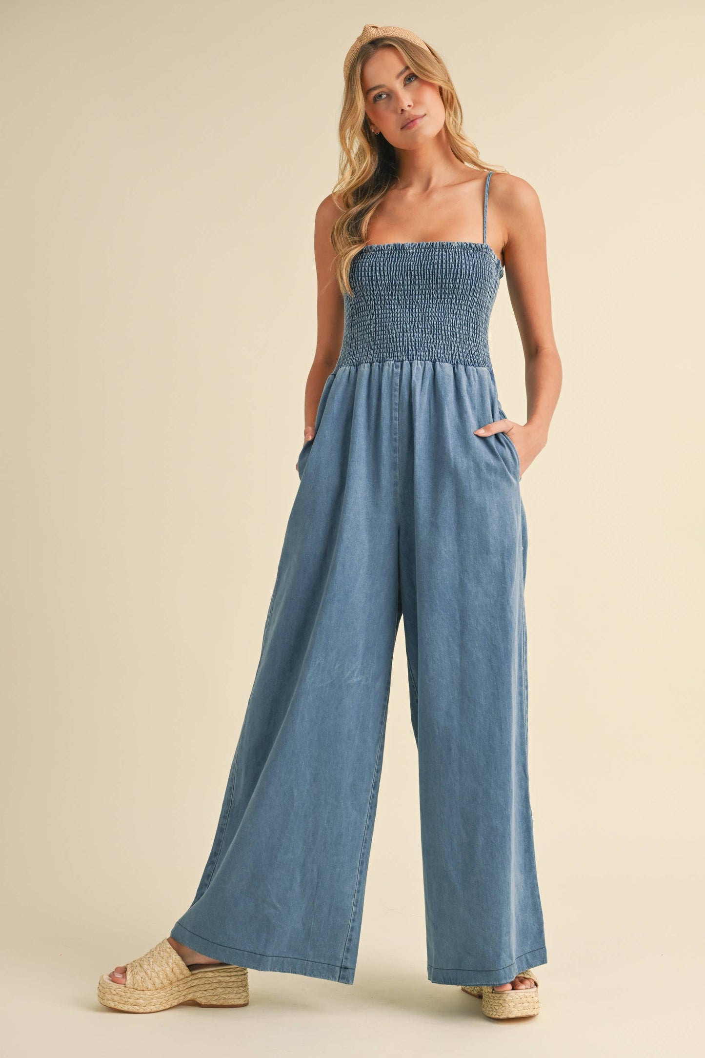 IJP3036 SMOCKED SPAGHETTI STRAP WIDE LEG JUMPSUIT : DENIM