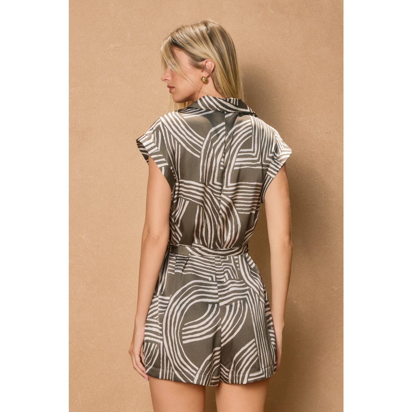 Monochrome Motion Button Down Romper: OLIVE/CREAM / FR10778-CP680