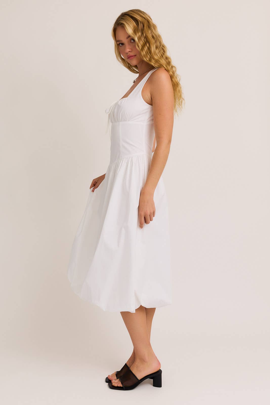 SQUARE NECK BUBBLE HEM MIDI DRESS : White / SD2742