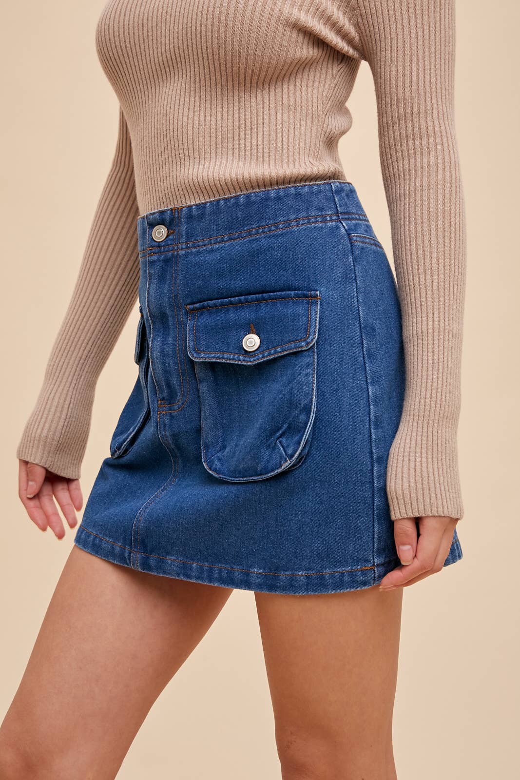 DENIM CARGO MINI SKIRT