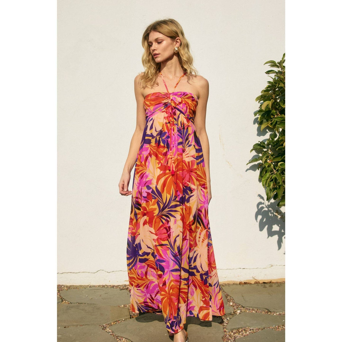 Coastal Cruising Ruched Babydoll Maxi Dress: SUNSET FRONDS / FD11400-P1998
