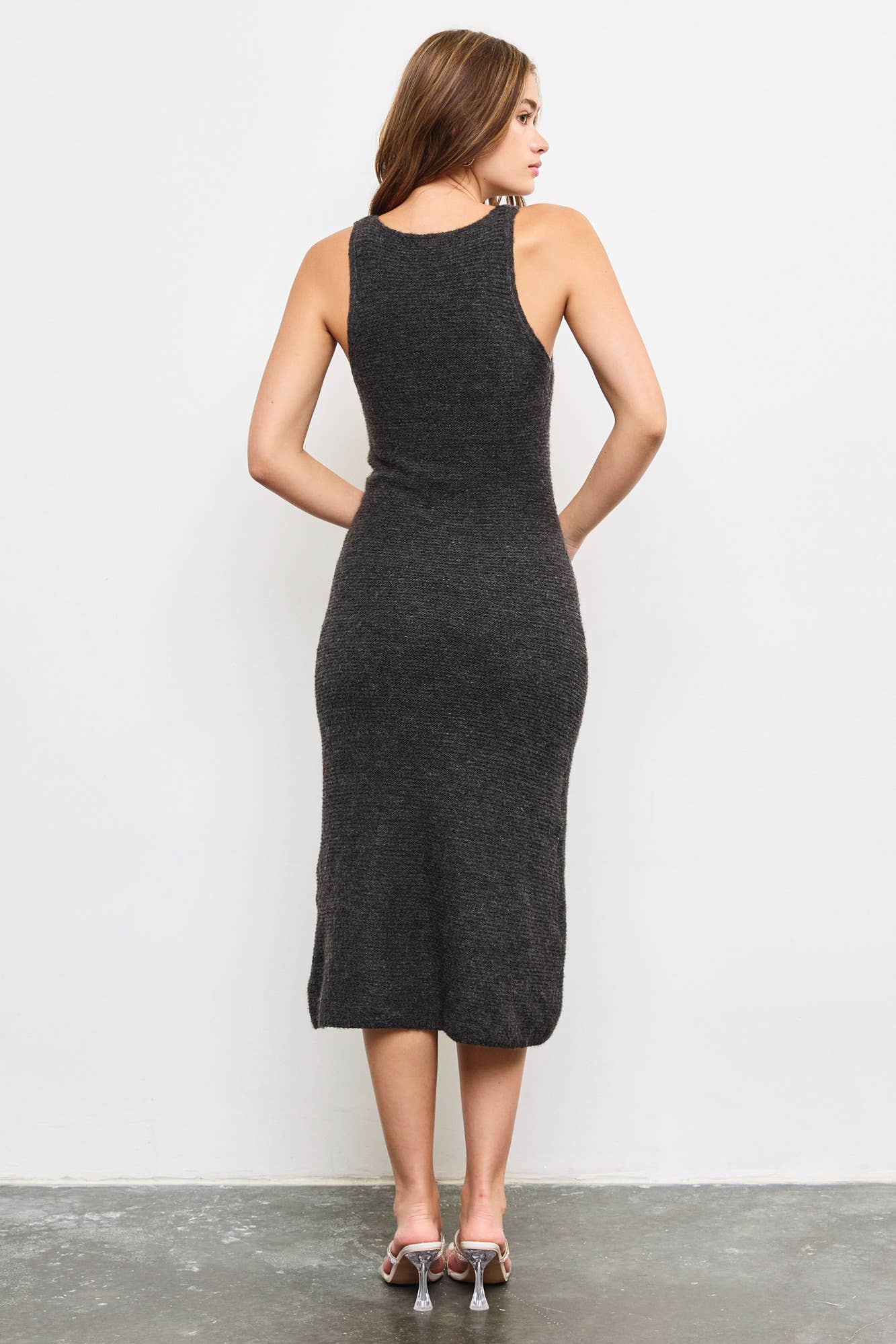 MAXI KNIT DRESS: CHARCOAL / S23526