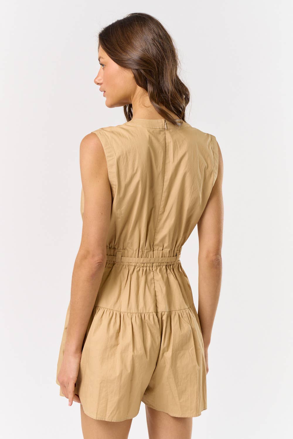ILR5252 SLEEVELESS WAIST TIE ROMPER : OFF WHITE