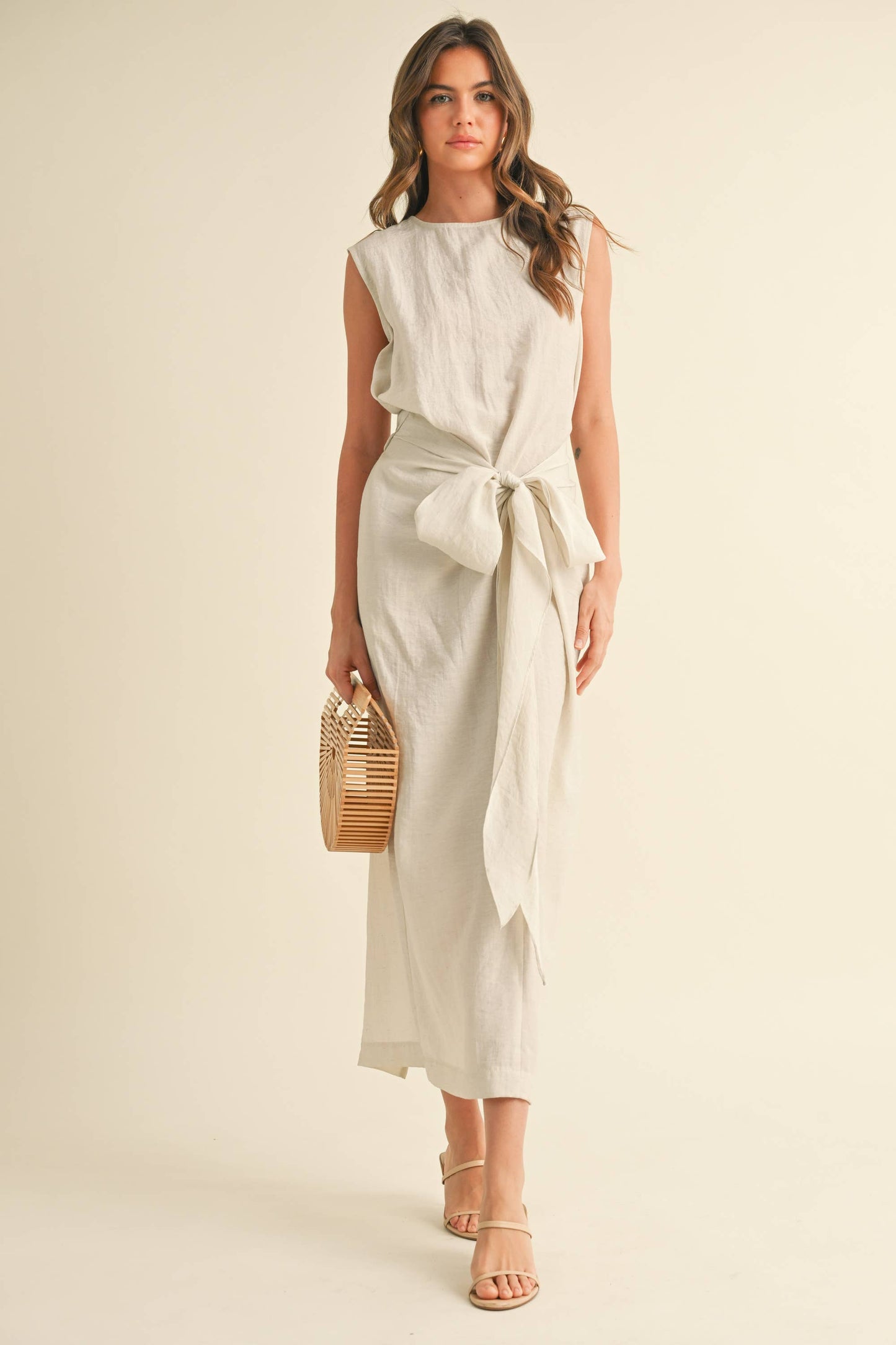ID8855 MIDI DRESS WITH TIED FRONT DETAIL: NATURAL