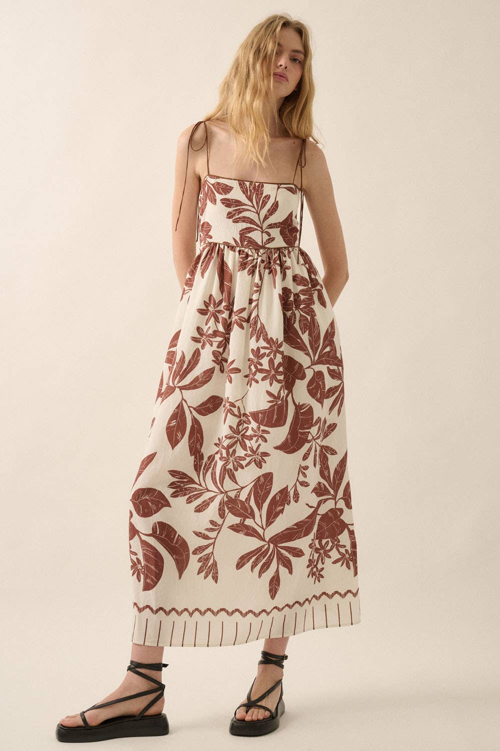 Tropical-Print High-waist Fit-and-Flare Maxi Dress: BLACK / YDC1828C