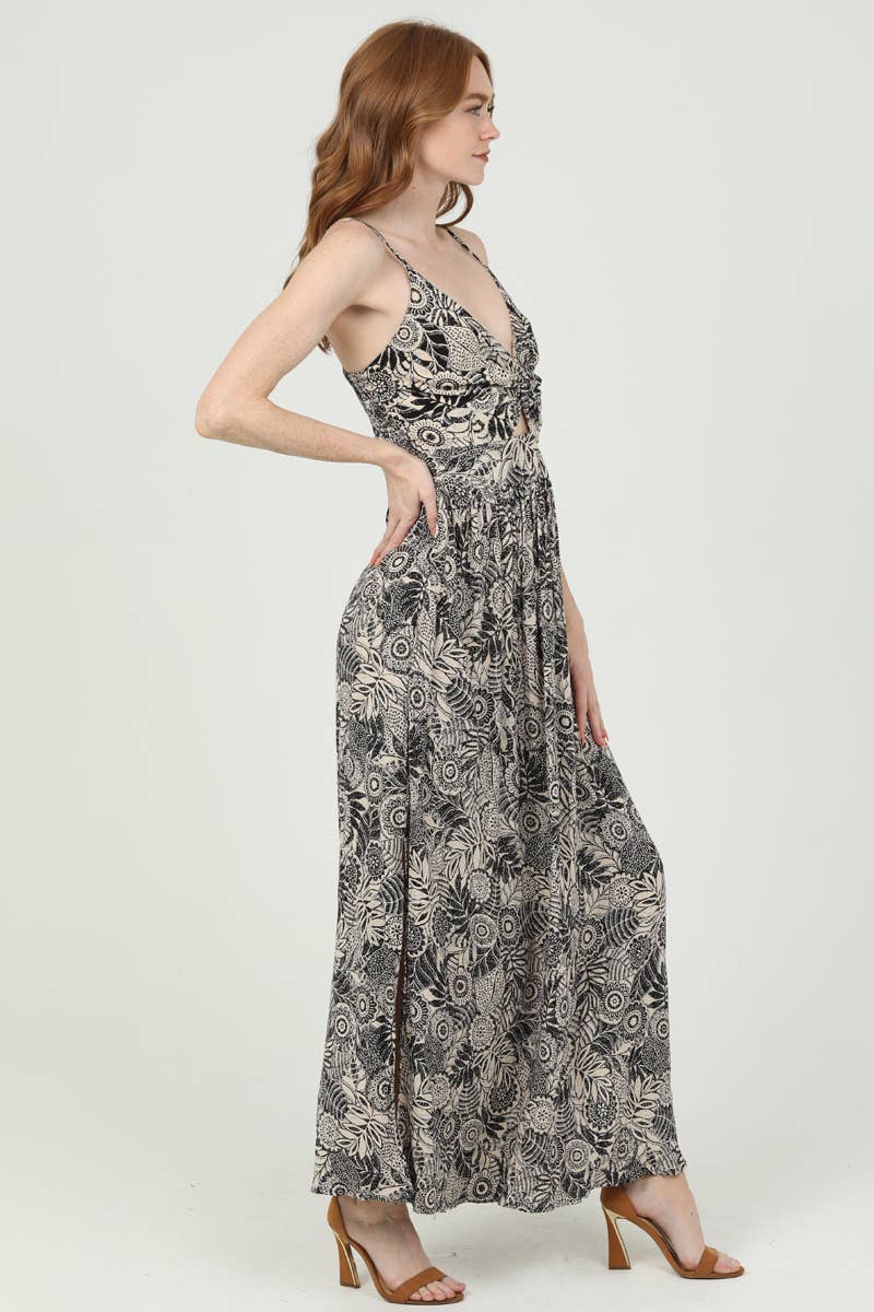 F4B48-A853 VNECK TWIST FRONT CUT OUT MAXI DRESS