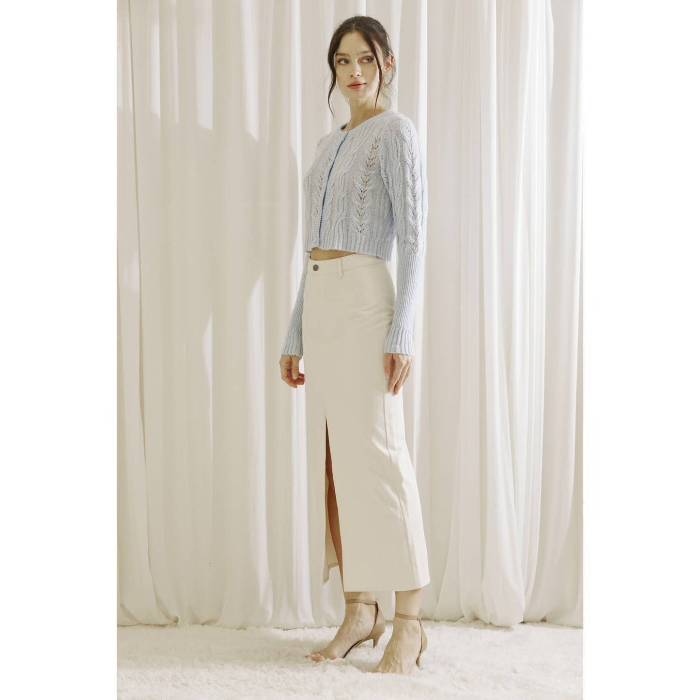 JT5530- MONOCHROMATIC LIGHT CABLE KNIT CARDIGAN: BABY BLUE