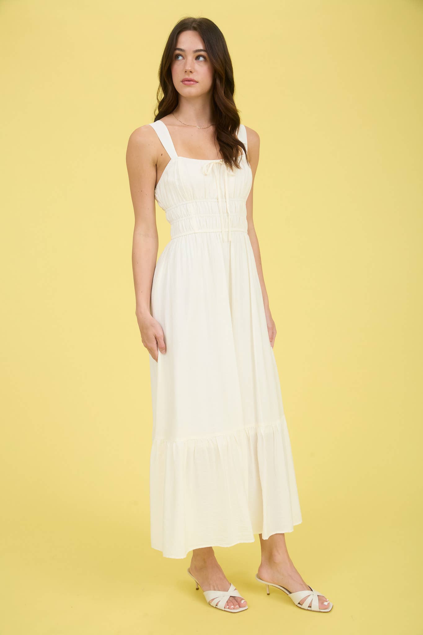 CR2586 : CREAM blu pepper